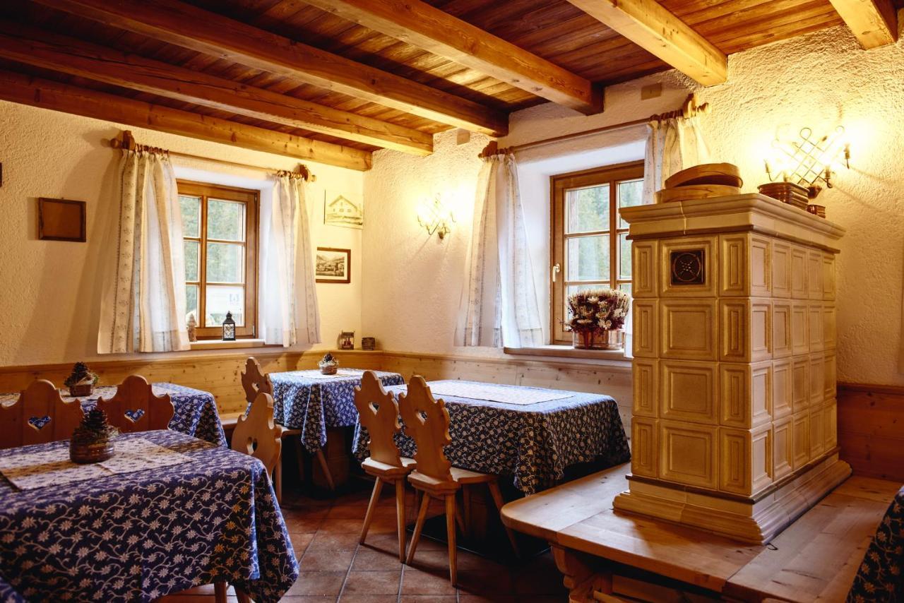 Rifugio Malga Ra Stua Villa Кортина д'Ампецо Екстериор снимка