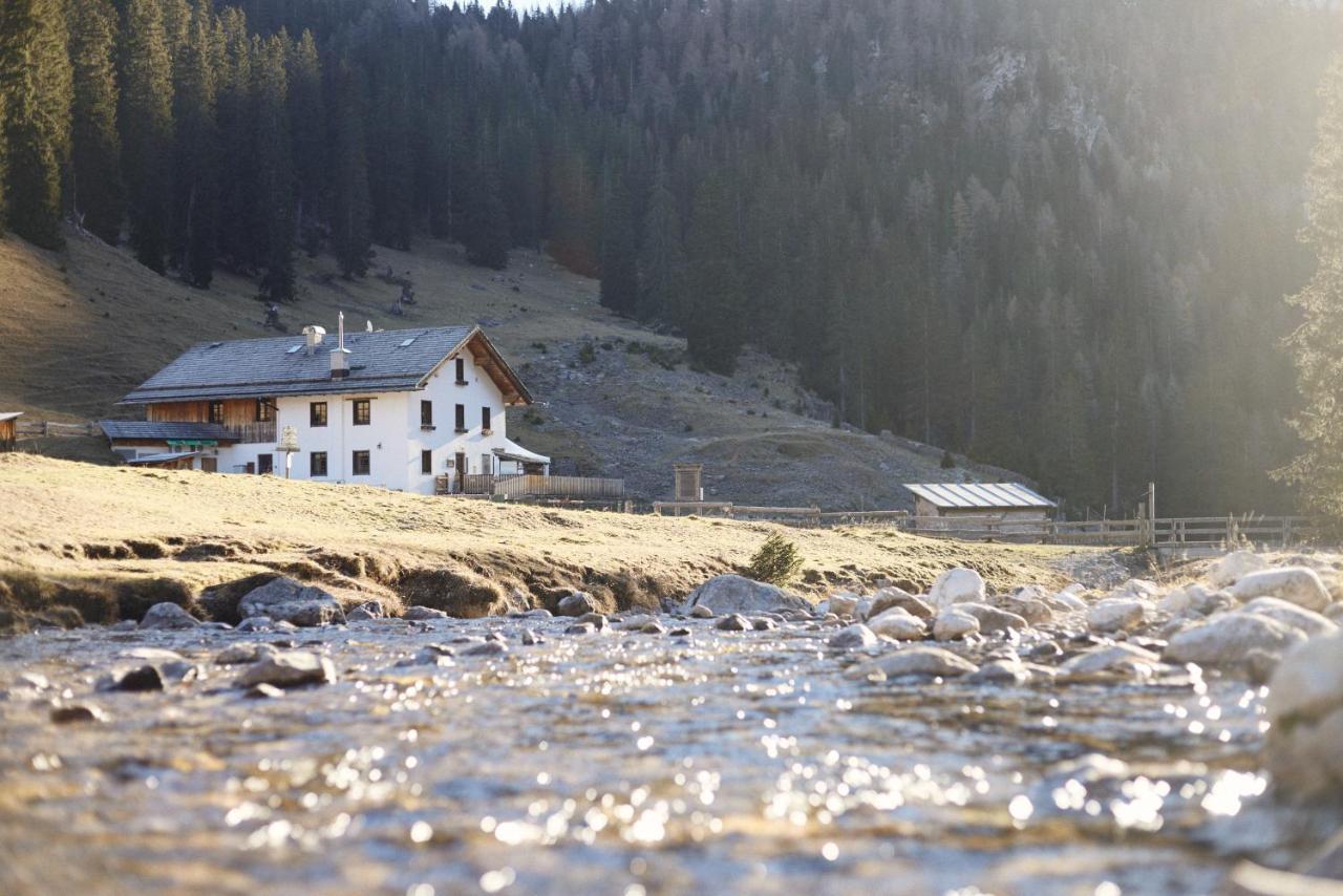 Rifugio Malga Ra Stua Villa Кортина д'Ампецо Екстериор снимка