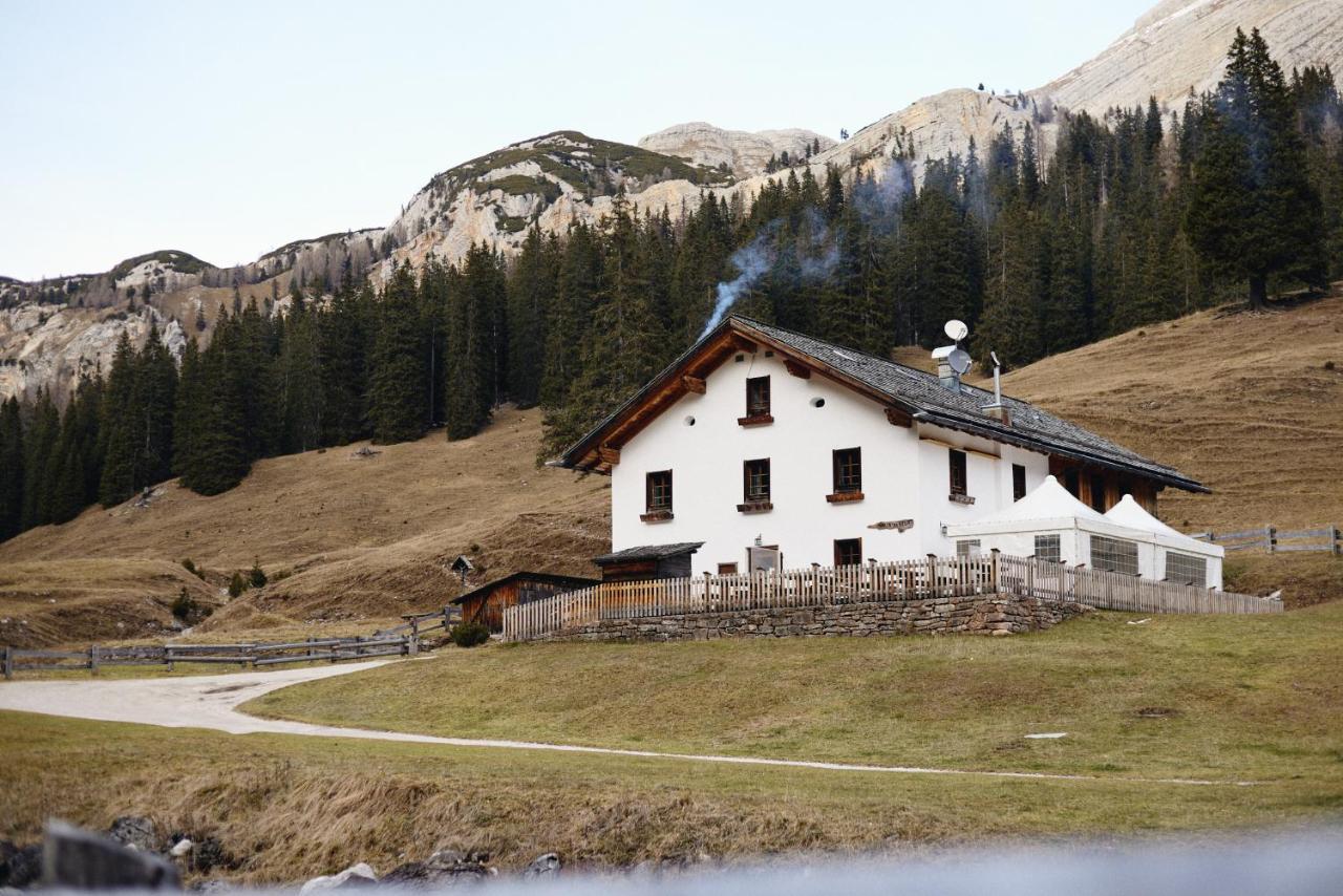 Rifugio Malga Ra Stua Villa Кортина д'Ампецо Екстериор снимка